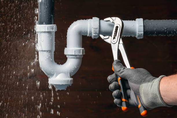 Professional Faucet Repair technician working in Hye, TX
